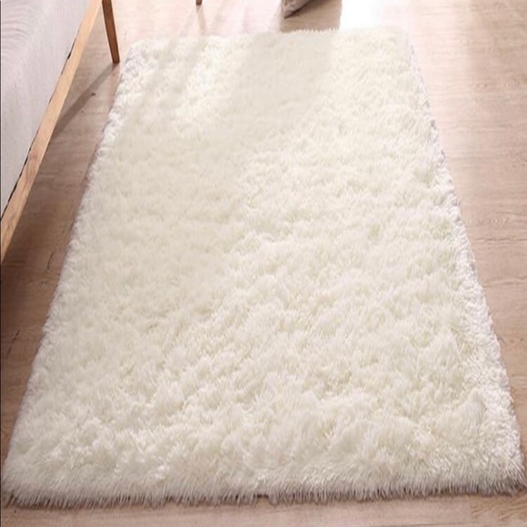Plain Fluffy Floor Mat - Picture 4 of 6